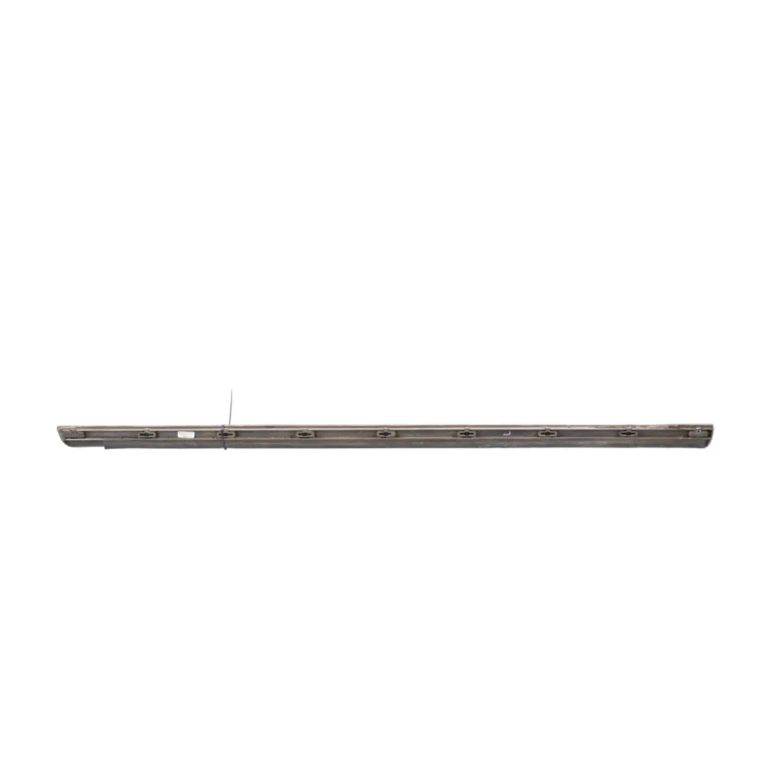 Tür Zierleiste Deflector Trim Links Eissilber X7W für Audi A3 S3 8P 3D mit Teilenummer 8P3853959K Audi A3 S3 8P 3D Tür Zierleiste Deflector Trim Links Eissilber X7W - SKU 8P3853959K-ICS - Teilenummer 8P3853959K