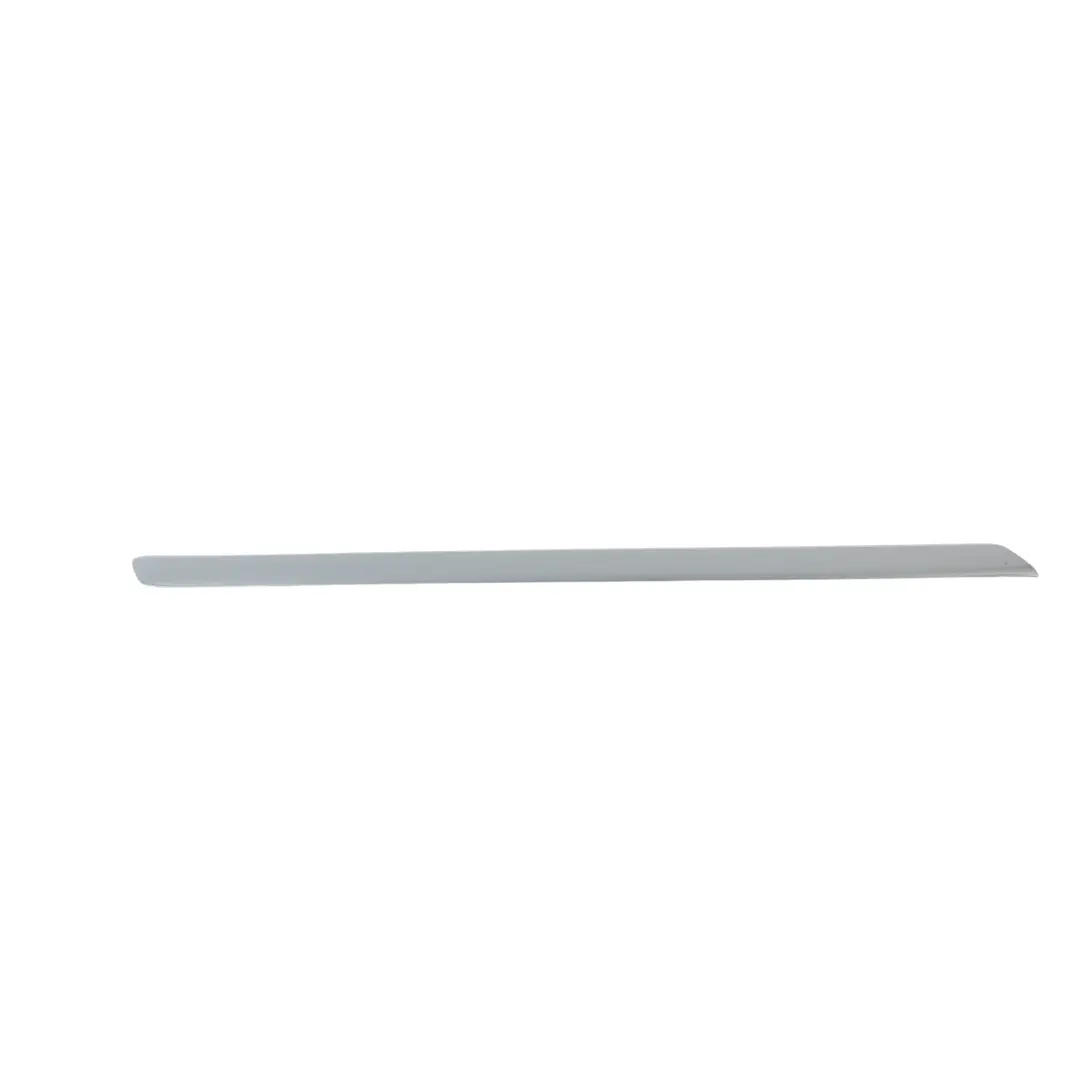 Baguette Moulure Panneau Arrière Droite Argent Glace X7W pour Audi A3 8P 3D à propos du numéro de pièce 8P3853984D Audi A3 8P 3D Baguette Moulure Panneau Arrière Droite Argent Glace X7W - SKU 8P3853984D-ICS - Numéro de pièce 8P3853984D