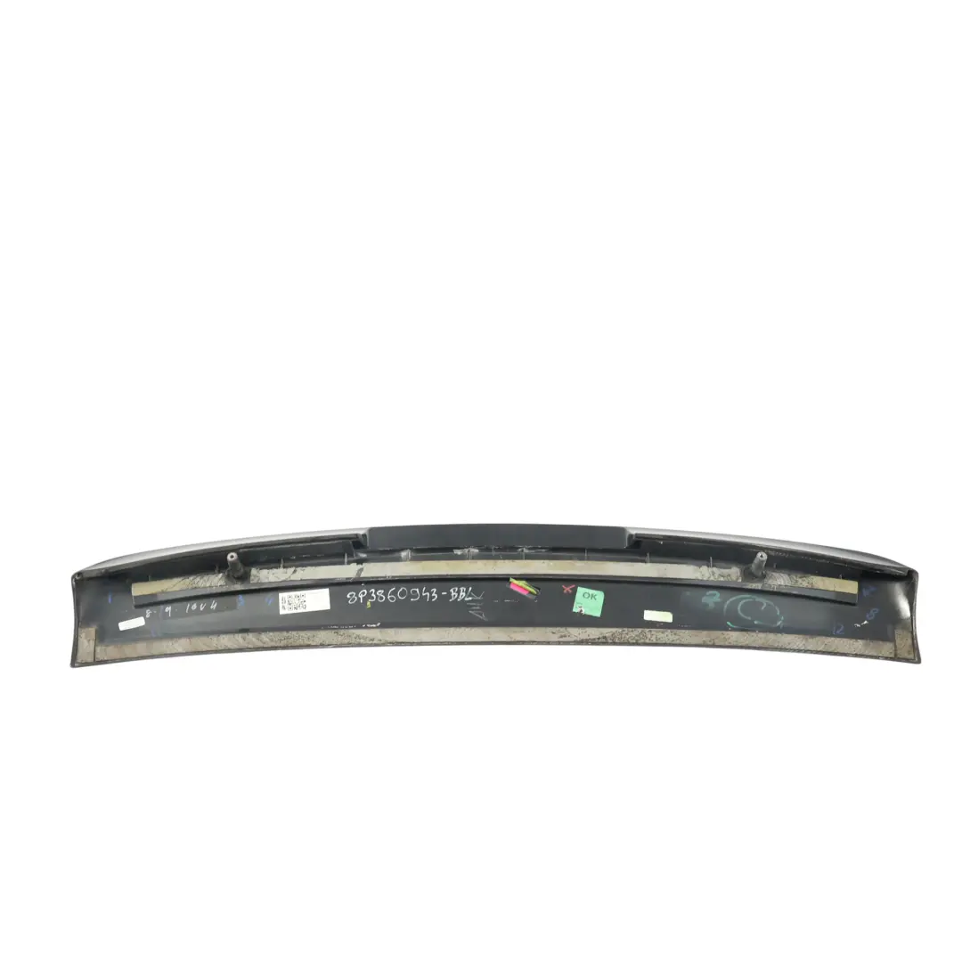 Spoiler posteriore portellone posteriore pannello nero brillante LY9B per Audi A3 8P con numero di parte 8P3860943 Audi A3 8P Spoiler posteriore portellone posteriore pannello nero brillante LY9B - SKU 8P3860943-BBL - Numero di parte 8P3860943