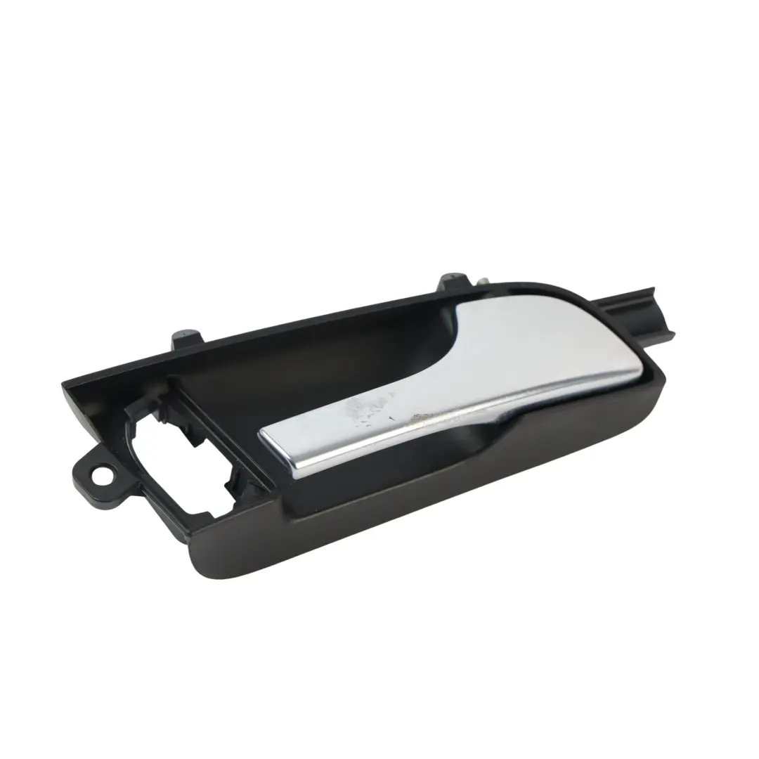 Audi A3 8P 3Dr Tirador Interior Puerta Panel Delantero Derecho - SKU 8P3867020A - Número de pieza 8P3867020A