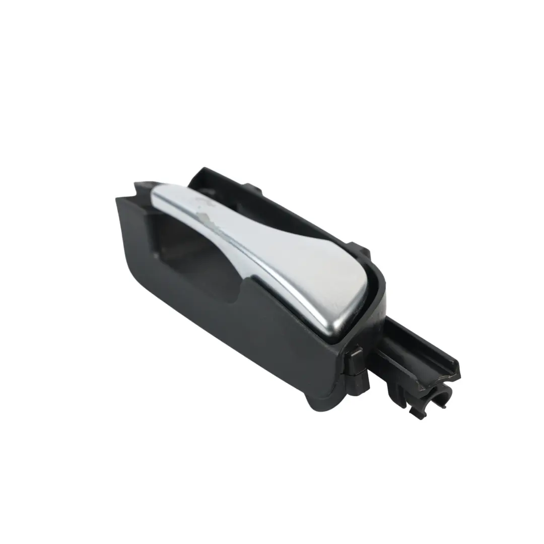 Audi A3 8P 3Dr Maniglia Interna Porta Pannello Anteriore Destro - SKU 8P3867020A - Numero di parte 8P3867020A
