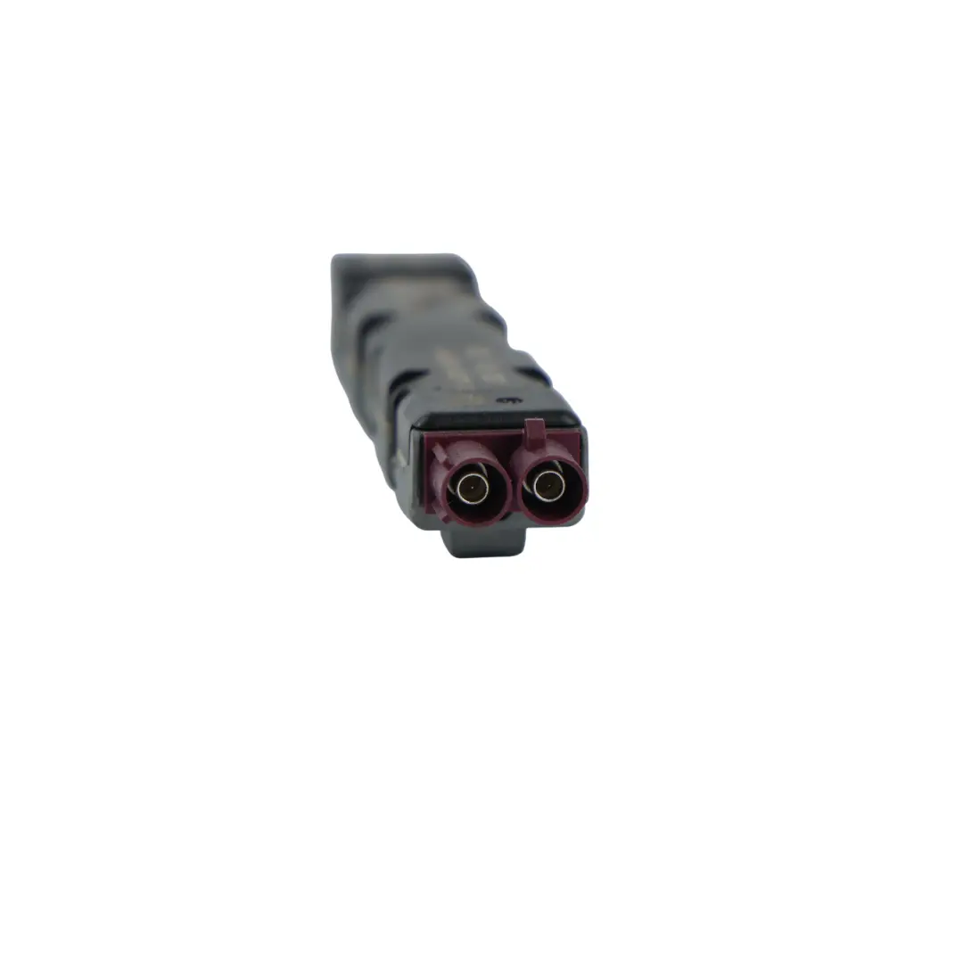 Amplificatore Antenna Parabrezza per Audi A3 8P Cabriolet con numero di parte 8P7035225 Audi A3 8P Cabriolet Amplificatore Antenna Parabrezza - SKU 8P7035225 - Numero di parte 8P7035225