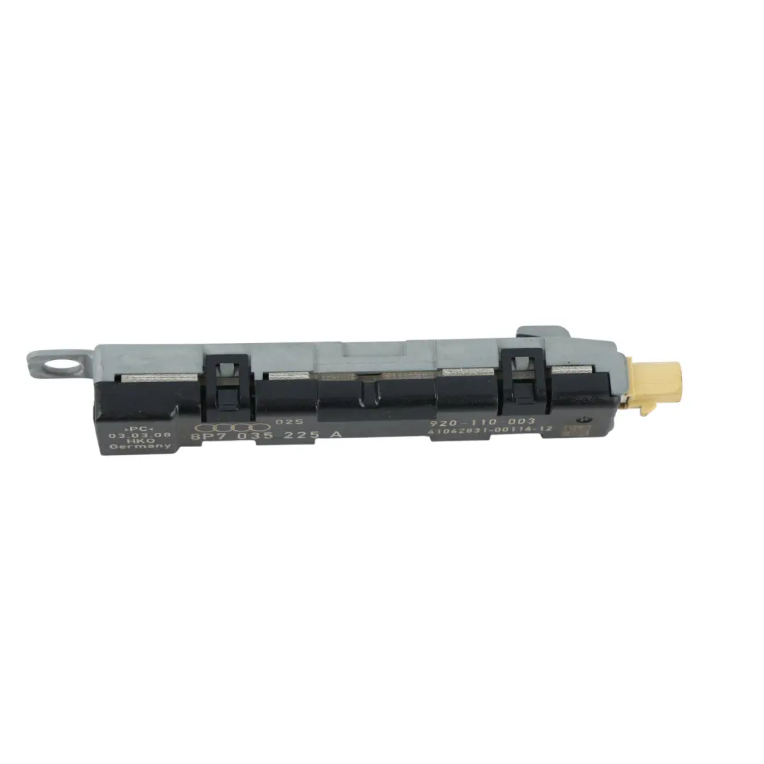 Amplificateur Antenne Pare-Brise pour Audi A3 8P Cabriolet à propos du numéro de pièce 8P7035225A Audi A3 8P Cabriolet Amplificateur Antenne Pare-Brise - SKU 8P7035225A - Numéro de pièce 8P7035225A