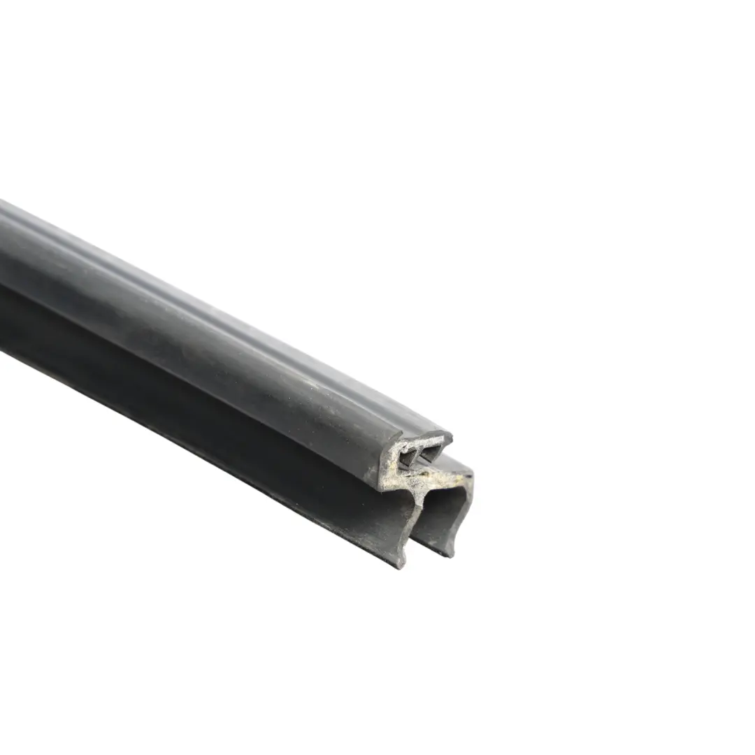 Door Window Aperture Seal Strip Gasket Right O/S to Audi A3 8P Cabriolet with Part number 8P7837480A Audi A3 8P Cabriolet Door Window Aperture Seal Strip Gasket Right O/S - SKU 8P7837480A - Part number 8P7837480A