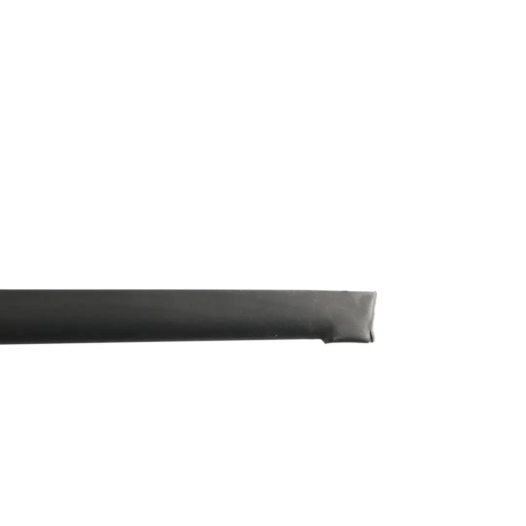 Audi A3 8P Moldura Deflector Agua Parabrisas Derecha - SKU 8P7854328A - Número de pieza 8P7854328A
