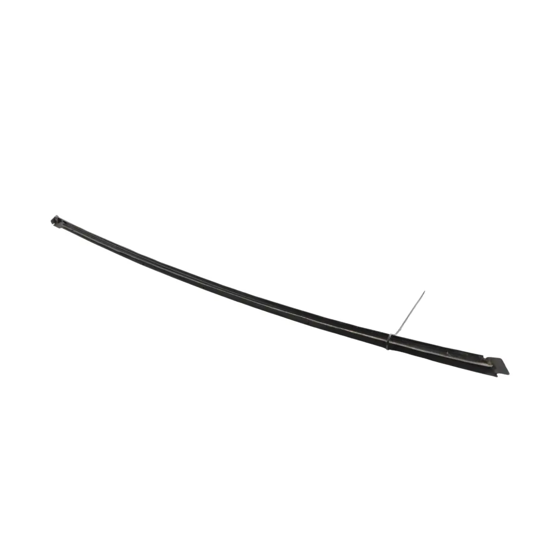 Deflettore Acqua Parabrezza Modanatura Destra per Audi A3 8P con numero di parte 8P7854328A Audi A3 8P Deflettore Acqua Parabrezza Modanatura Destra - SKU 8P7854328A - Numero di parte 8P7854328A