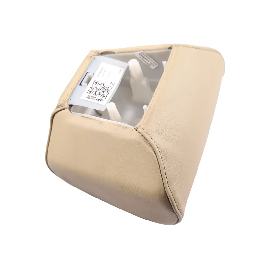 Poggiatesta Sedile Posteriore Sinistro Destro Beige per Audi A3 8P con numero di parte 8P7885903K Audi A3 8P Poggiatesta Sedile Posteriore Sinistro Destro Beige - SKU 8P7885903K - Numero di parte 8P7885903K