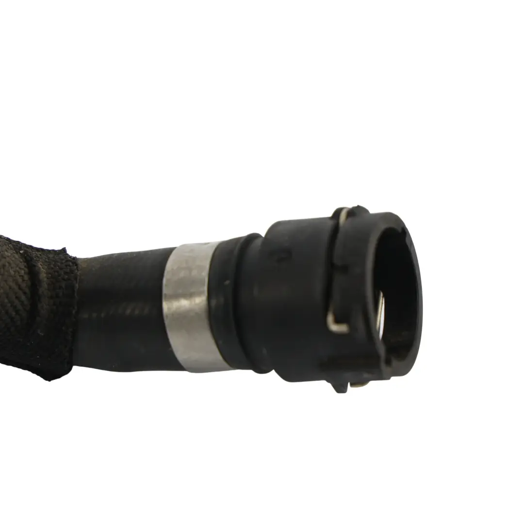 Audi Q5 8R Conector Manguera Tubo Refrigerante 2.0 TDI - SKU 8R0121049P - Número de pieza 8R0121049P