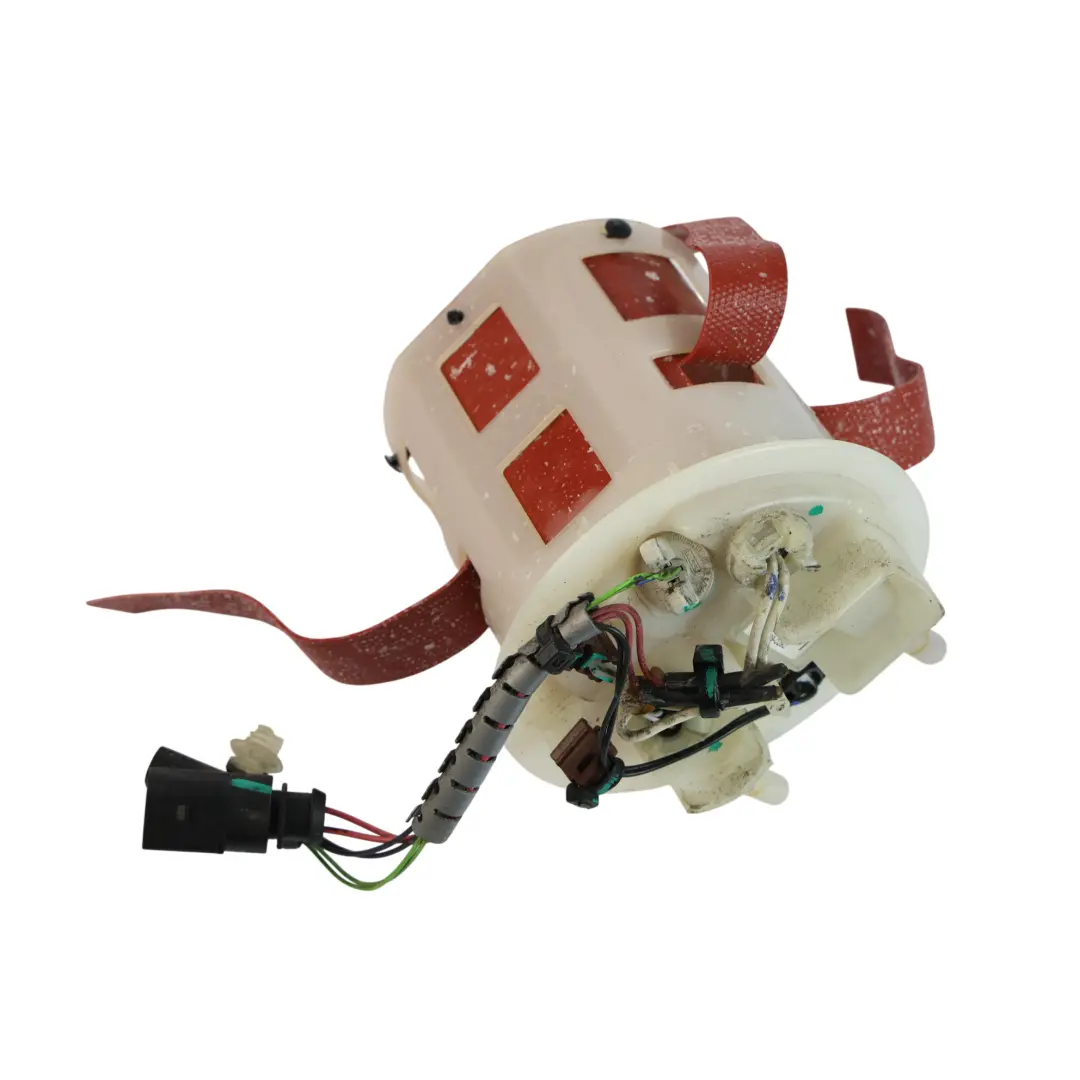 AdBlue Pumpe Speicher Behälter Halterung für Audi Q5 8R mit Teilenummer 8R0131907A Audi Q5 8R AdBlue Pumpe Speicher Behälter Halterung - SKU 8R0131907A - Teilenummer 8R0131907A