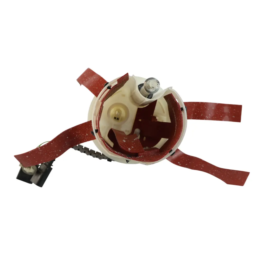 Uchwyt Zbiornika Pompy AdBlue do Audi Q5 8R o numerze 8R0131907A Audi Q5 8R Uchwyt Zbiornika Pompy AdBlue - SKU 8R0131907A - Numer Części 8R0131907A