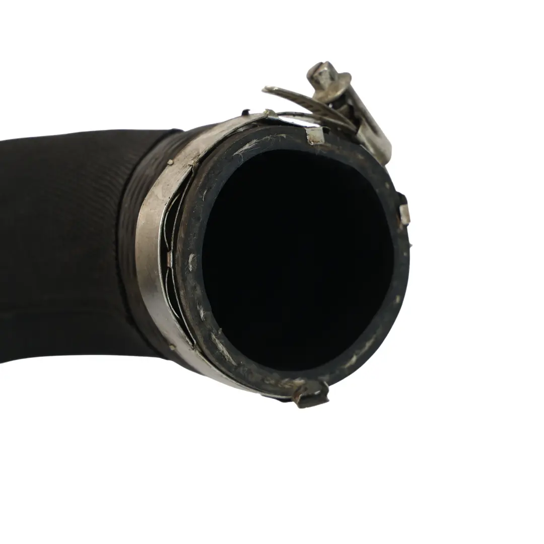 Tuyau Intercooler Droite 2.0 TDI Diesel pour Audi Q5 8R à propos du numéro de pièce 8R0145790G Audi Q5 8R Tuyau Intercooler Droite 2.0 TDI Diesel - SKU 8R0145790G - Numéro de pièce 8R0145790G