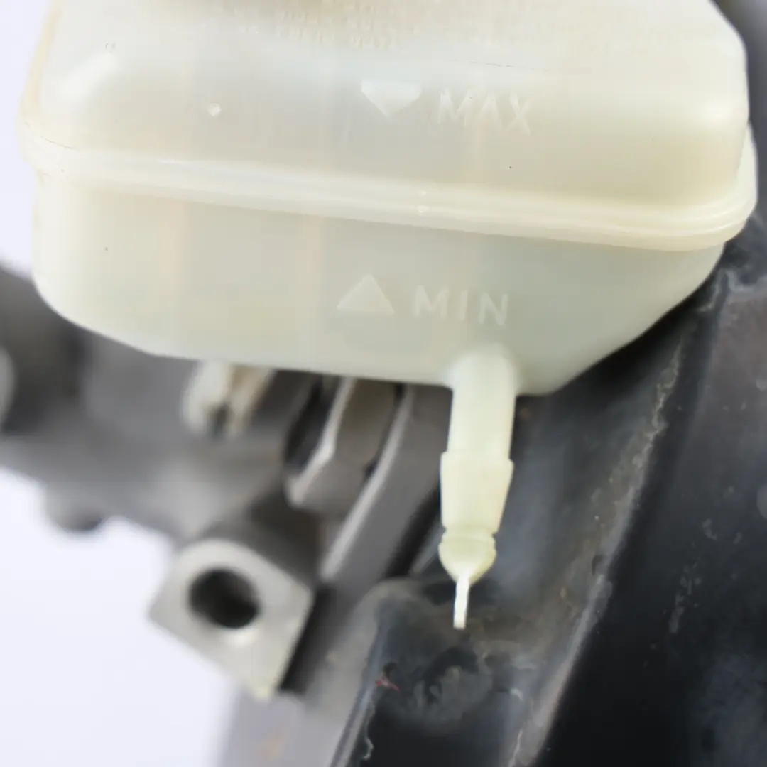 Brake Servo Master Cylinder Vacuum Booster to Audi Q5 8R with Part number 8R0612103H Audi Q5 8R Brake Servo Master Cylinder Vacuum Booster - SKU A-1 - Part number 8R0612103H