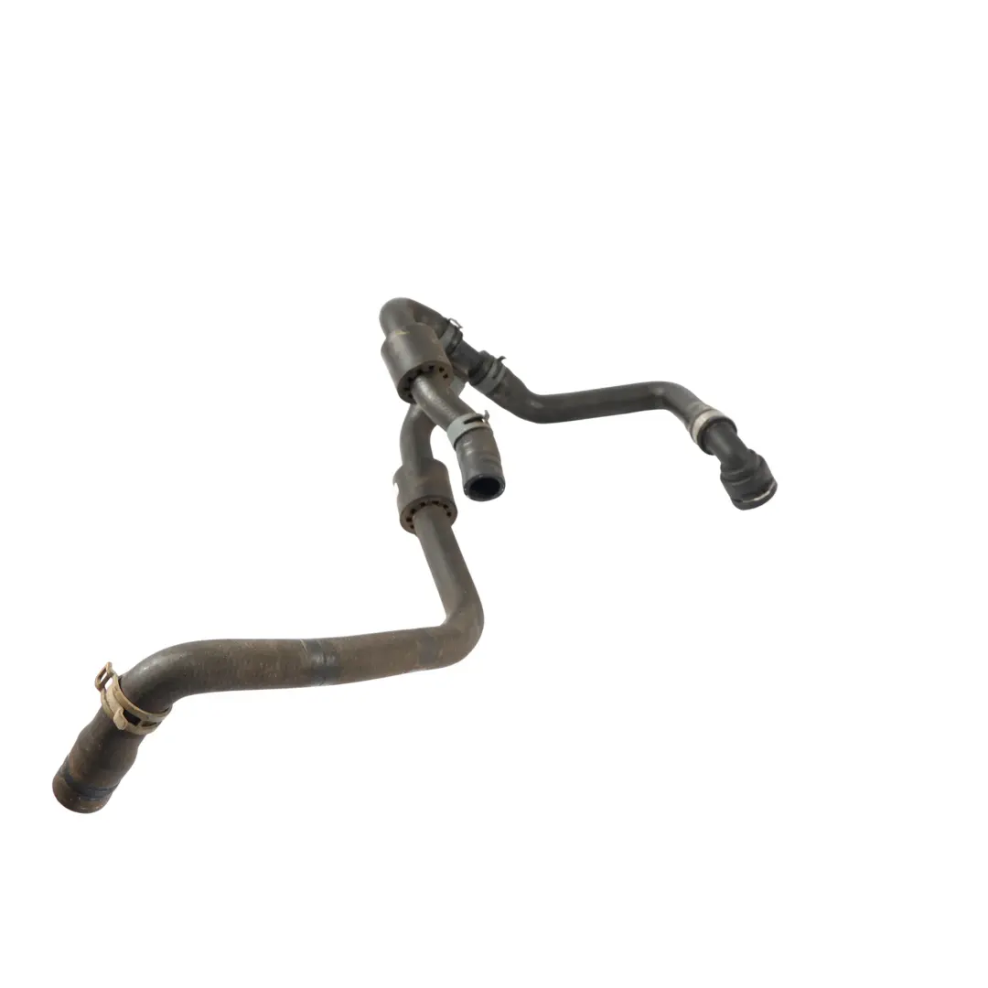 Manguera Tubo Refrigerante Motor Diesel para Audi Q5 8R 2.0 TDI con número de pieza 8R0819332J Audi Q5 8R 2.0 TDI Manguera Tubo Refrigerante Motor Diesel - SKU 8R0819332J - Número de pieza 8R0819332J