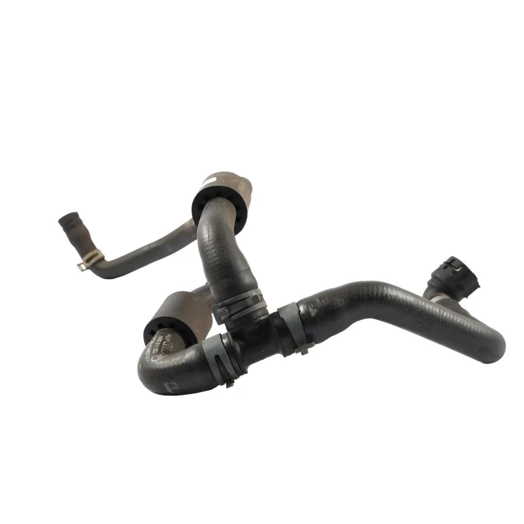 Tuyau Liquide Refroidissement Moteur Diesel pour Audi Q5 8R 2.0 TDI à propos du numéro de pièce 8R0819332J Audi Q5 8R 2.0 TDI Tuyau Liquide Refroidissement Moteur Diesel - SKU 8R0819332J - Numéro de pièce 8R0819332J