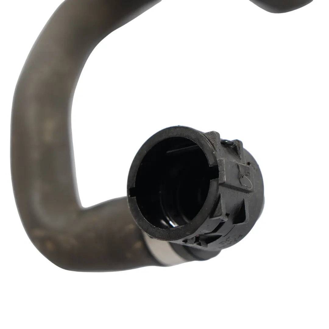 Manguera Tubo Refrigerante Motor 2.0 Diesel para Audi Q5 8R con número de pieza 8R0819334AE Audi Q5 8R Manguera Tubo Refrigerante Motor 2.0 Diesel - SKU 8R0819334AE - Número de pieza 8R0819334AE