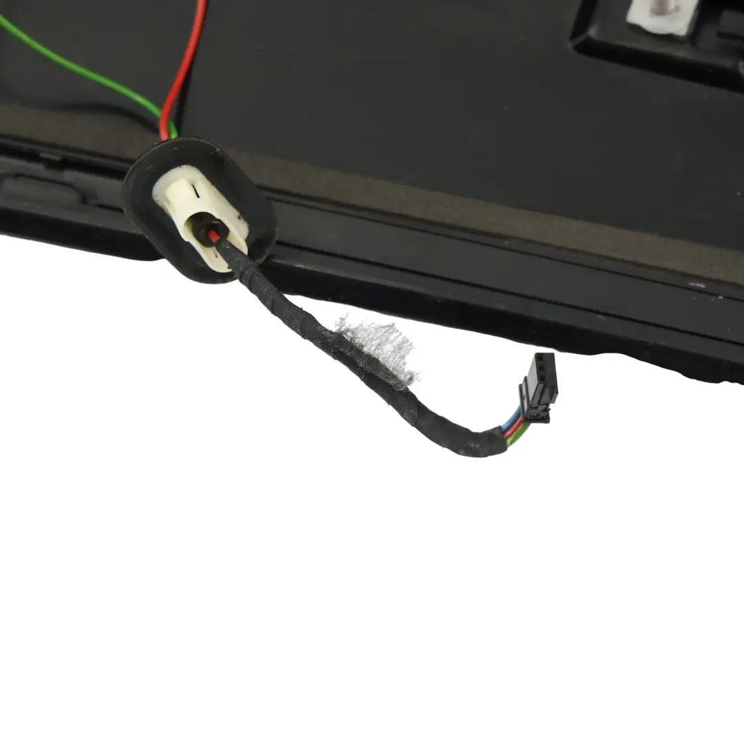 Spojler Tylny Klapy Bagażnika Phantom Czarny Z9Y do Audi Q5 8R o numerze 8R0827933C Audi Q5 8R Spojler Tylny Klapy Bagażnika Phantom Czarny Z9Y - SKU 8R0827933C-PHB - Numer Części 8R0827933C