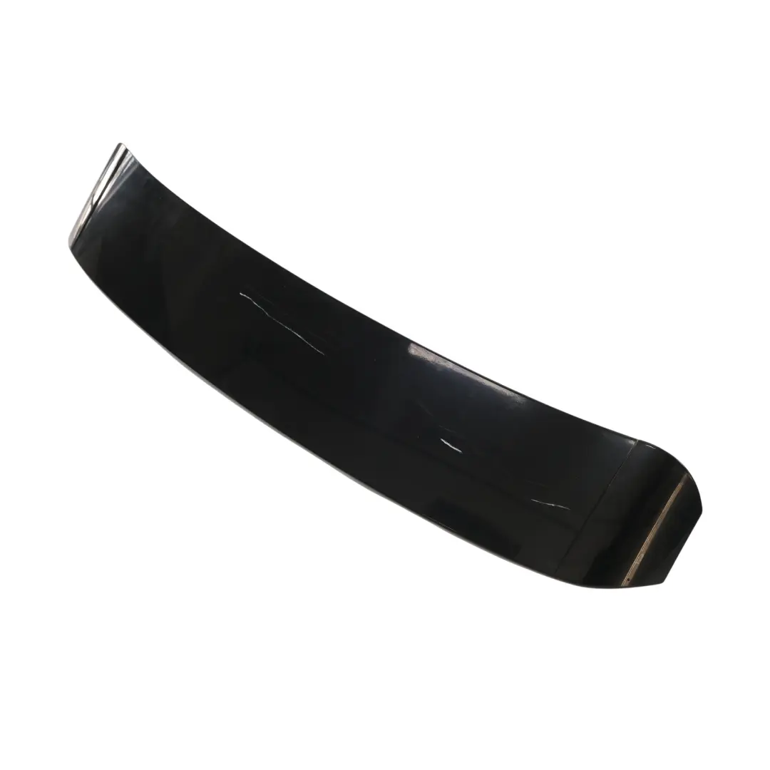 Alerón Trasero Portón Panel Moldura Negro Fantasma Z9Y para Audi Q5 8R con número de pieza 8R0827933C Audi Q5 8R Alerón Trasero Portón Panel Moldura Negro Fantasma Z9Y - SKU 8R0827933C-PHB - Número de pieza 8R0827933C