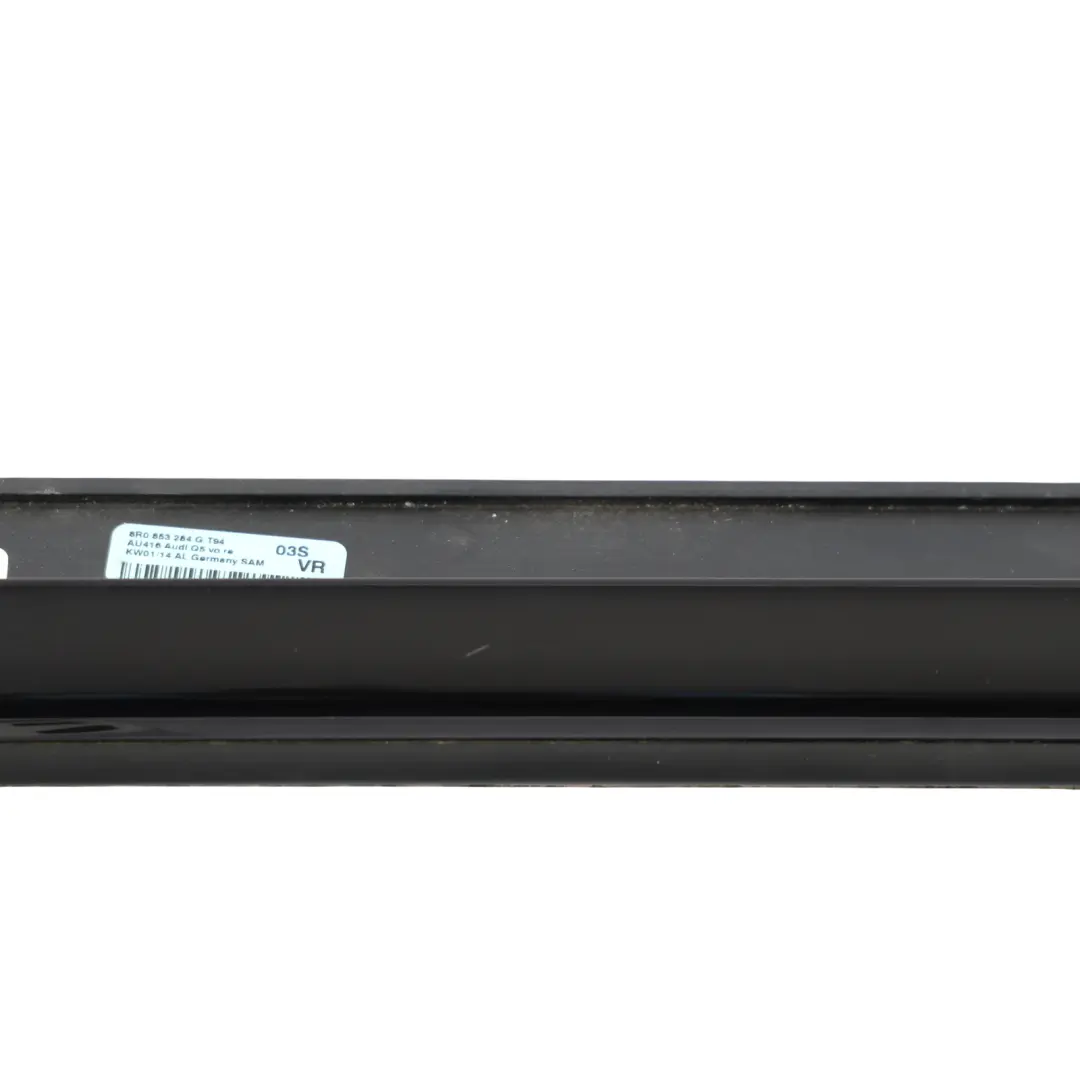 Front Door Outer Trim Strip Seal Gasket Right O/S Black to Audi Q5 8R with Part number 8R0853284G Audi Q5 8R Front Door Outer Trim Strip Seal Gasket Right O/S Black - SKU 8R0853284G - Part number 8R0853284G