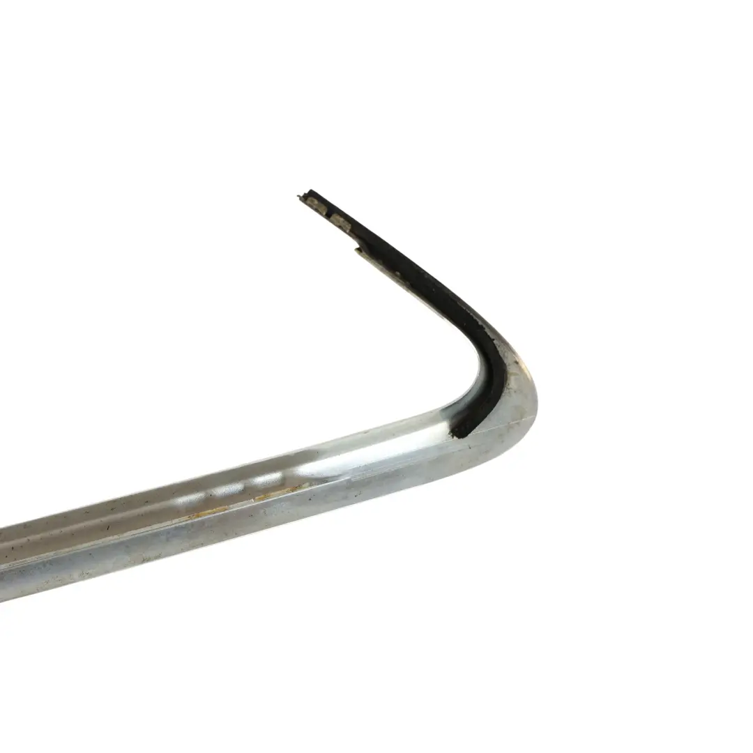 Listwa Szyby Osłona Chromowana Zewnętrzna Tylna Prawa do Audi Q5 8R o numerze 8R0853346A Audi Q5 8R Listwa Szyby Osłona Chromowana Zewnętrzna Tylna Prawa - SKU 8R0853346A - Numer Części 8R0853346A