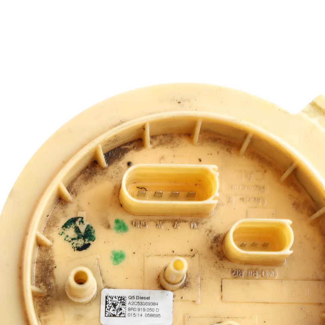 Sportback Fuel Pump Tank Sender Sending Pump Unit to Audi Q5 8R with Part number 8R0919050D Audi Q5 8R Sportback Fuel Pump Tank Sender Sending Pump Unit - SKU 8R0919050D - Part number 8R0919050D