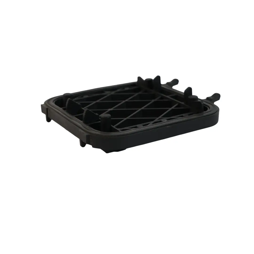 Osłona Reflektora Przedniego Lewa Prawa do Audi Q5 8R o numerze 8R0941158 Audi Q5 8R Osłona Reflektora Przedniego Lewa Prawa - SKU 8R0941158-1 - Numer Części 8R0941158