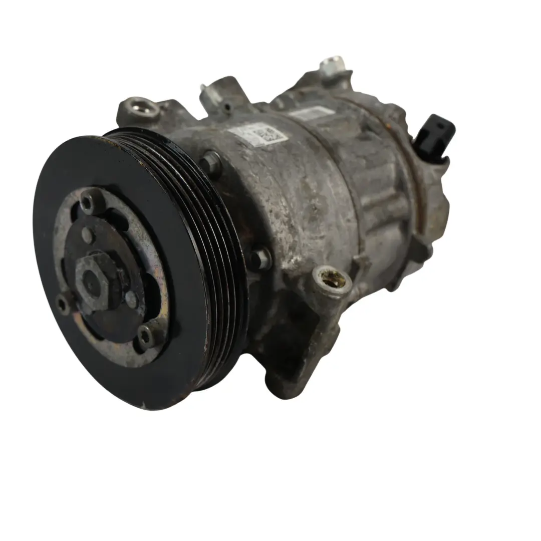 8Y RSQ3 F3 Compresseur Climatisation 2.5 TFSI Essence pour Audi RS3 8V à propos du numéro de pièce 8S0816803 Audi RS3 8V 8Y RSQ3 F3 Compresseur Climatisation 2.5 TFSI Essence - SKU 8S0816803 - Numéro de pièce 8S0816803