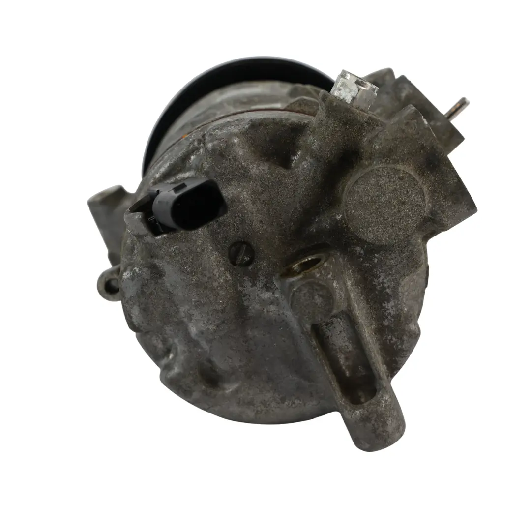 8Y RSQ3 F3 Compresseur Climatisation 2.5 TFSI Essence pour Audi RS3 8V à propos du numéro de pièce 8S0816803 Audi RS3 8V 8Y RSQ3 F3 Compresseur Climatisation 2.5 TFSI Essence - SKU 8S0816803 - Numéro de pièce 8S0816803