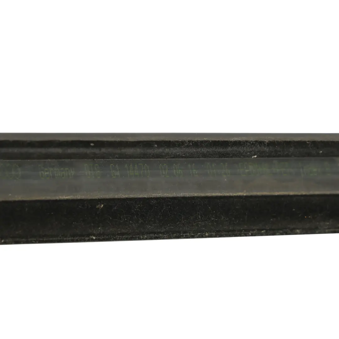 Audi TT 8S FV Tür Fenster Dichtungsleiste Links - SKU 8S0837477D - Teilenummer 8S0837477D