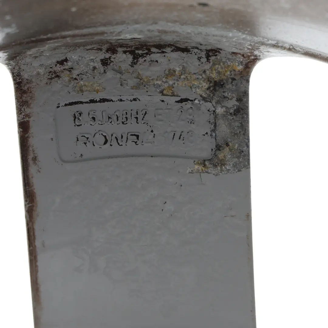 8F 8T Silber Alu Felge 18" 8.5J ET:29 Stern Speiche für Audi A5 mit Teilenummer 8T0601025CG Audi A5 8F 8T Silber Alu Felge 18" 8.5J ET:29 Stern Speiche - SKU 8T0601025CG-2 - Teilenummer 8T0601025CG