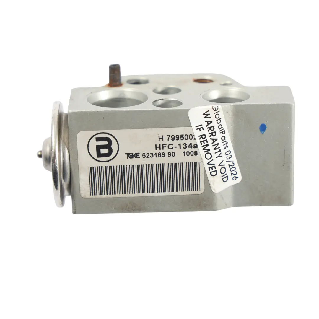 Válvula Expansión Regulador Aire Acondicionado para Audi A4 B8 A5 8T con número de pieza 8T0820679 Audi A4 B8 A5 8T Válvula Expansión Regulador Aire Acondicionado - SKU 8T0820679 - Número de pieza 8T0820679