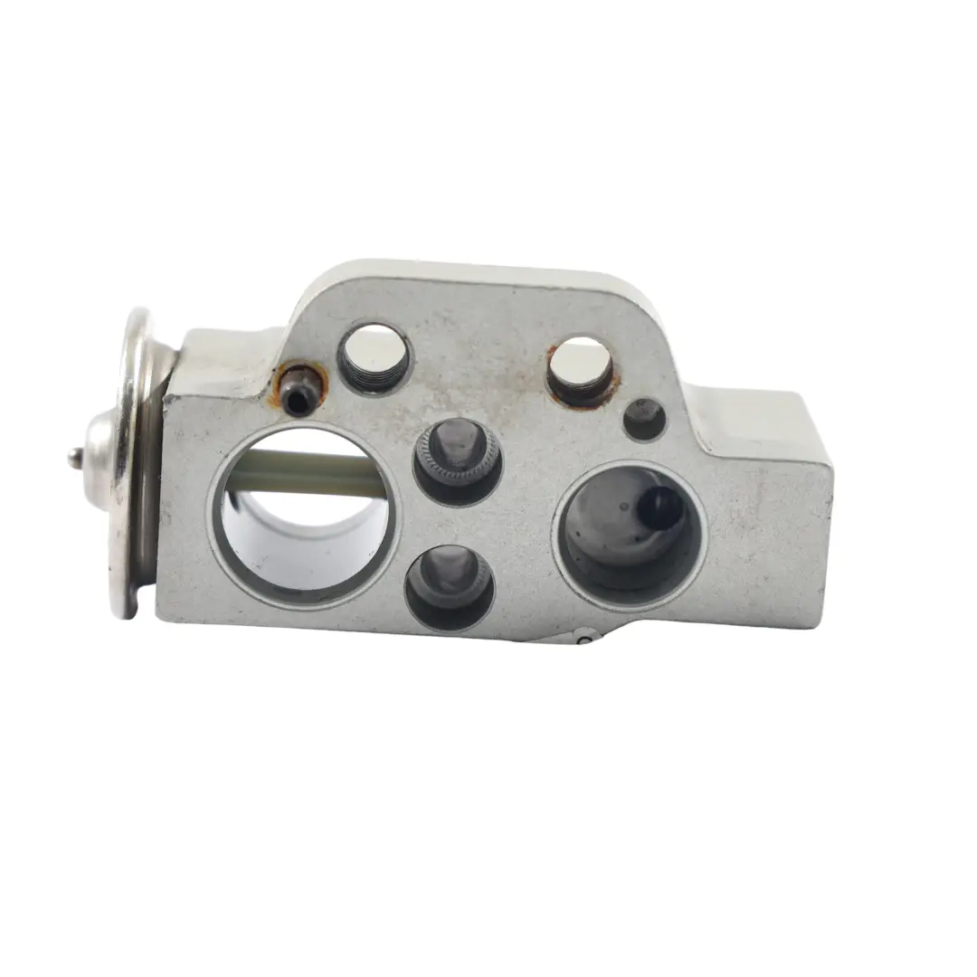Expansion Valve Air Conditioning Regulator to Audi A4 B8 A5 8T with Part number 8T0820679 Audi A4 B8 A5 8T Expansion Valve Air Conditioning Regulator - SKU 8T0820679 - Part number 8T0820679