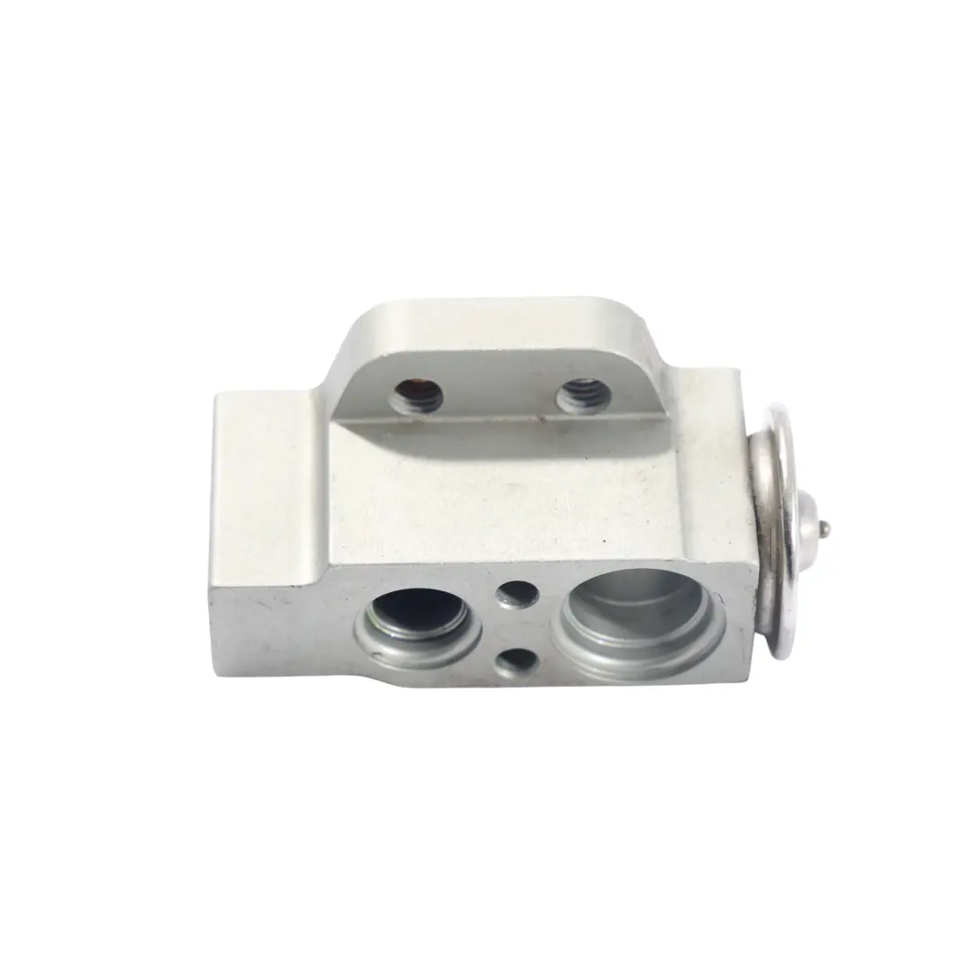 Expansionsventil Klimaanlage Regler für Audi A4 B8 A5 8T mit Teilenummer 8T0820679 Audi A4 B8 A5 8T Expansionsventil Klimaanlage Regler - SKU 8T0820679 - Teilenummer 8T0820679