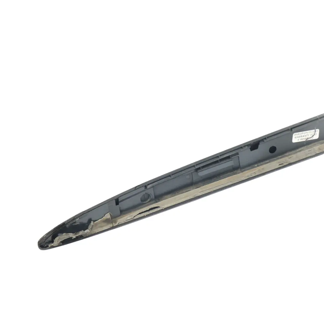 Coupé Baguette Seuil Porte Avant Droite Noir Phantom Z9Y pour Audi A5 8T à propos du numéro de pièce 8T0854932A Audi A5 8T Coupé Baguette Seuil Porte Avant Droite Noir Phantom Z9Y - SKU 8T0854932A-PHB - Numéro de pièce 8T0854932A