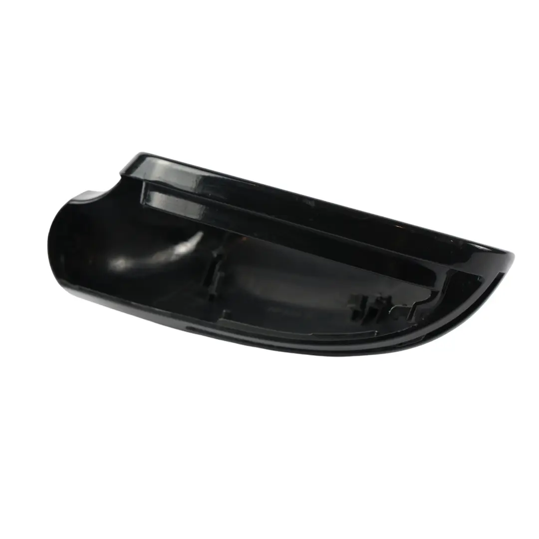 Copri Specchietto Destro Nero Brillante Metallizzato Y9B per Audi A4 B8 con numero di parte 8T0857528D Audi A4 B8 Copri Specchietto Destro Nero Brillante Metallizzato Y9B - SKU 8T0857528D-BBL - Numero di parte 8T0857528D