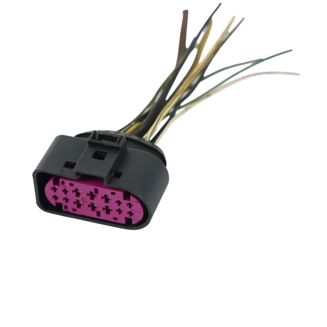 8F Faro Xenon Connettore Cavo Spina Destro per Audi A5 con numero di parte 8T0941003AL Audi A5 8F Faro Xenon Connettore Cavo Spina Destro - SKU 8T0941003AL-2 - Numero di parte 8T0941003AL