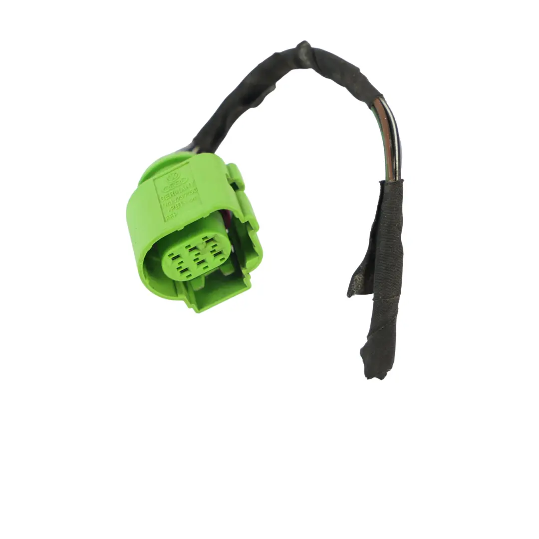 Heckleuchte Kabelbaum Stecker Rechts für Audi A5 8T mit Teilenummer 8T0945096H Audi A5 8T Heckleuchte Kabelbaum Stecker Rechts - SKU 8T0945096H-1 - Teilenummer 8T0945096H