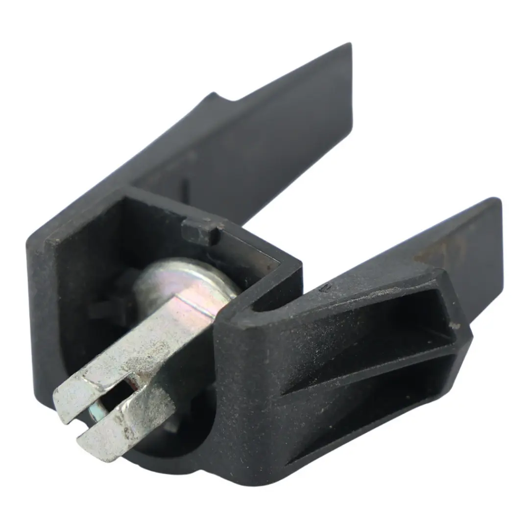 8F B8 Wspornik Wewnętrzny Lampy Tylnej Klapy do Audi A5 S5 8T o numerze 8T0945183A Audi A5 S5 8T 8F B8 Wspornik Wewnętrzny Lampy Tylnej Klapy - SKU 8T0945183A - Numer Części 8T0945183A