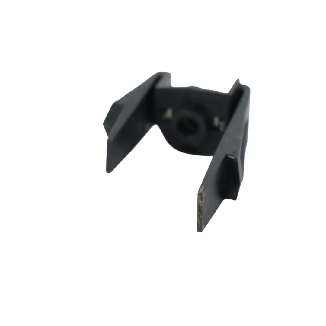 8F B8 Staffa Fissaggio Interna Fanale Posteriore per Audi A5 S5 8T con numero di parte 8T0945183A Audi A5 S5 8T 8F B8 Staffa Fissaggio Interna Fanale Posteriore - SKU 8T0945183A - Numero di parte 8T0945183A