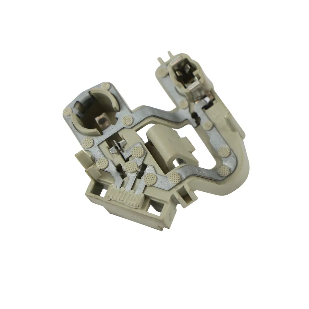 Support Ampoule Feu Arrière Droit pour Audi A5 8T à propos du numéro de pièce 8T0945258 Audi A5 8T Support Ampoule Feu Arrière Droit - SKU 8T0945258 - Numéro de pièce 8T0945258