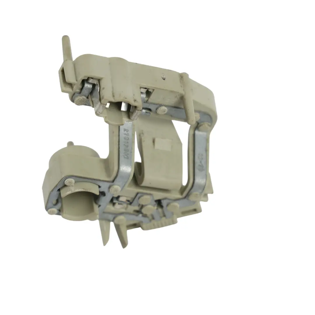 Audi A5 8T Support Ampoule Feu Arrière Droit - SKU 8T0945258 - Numéro de pièce 8T0945258