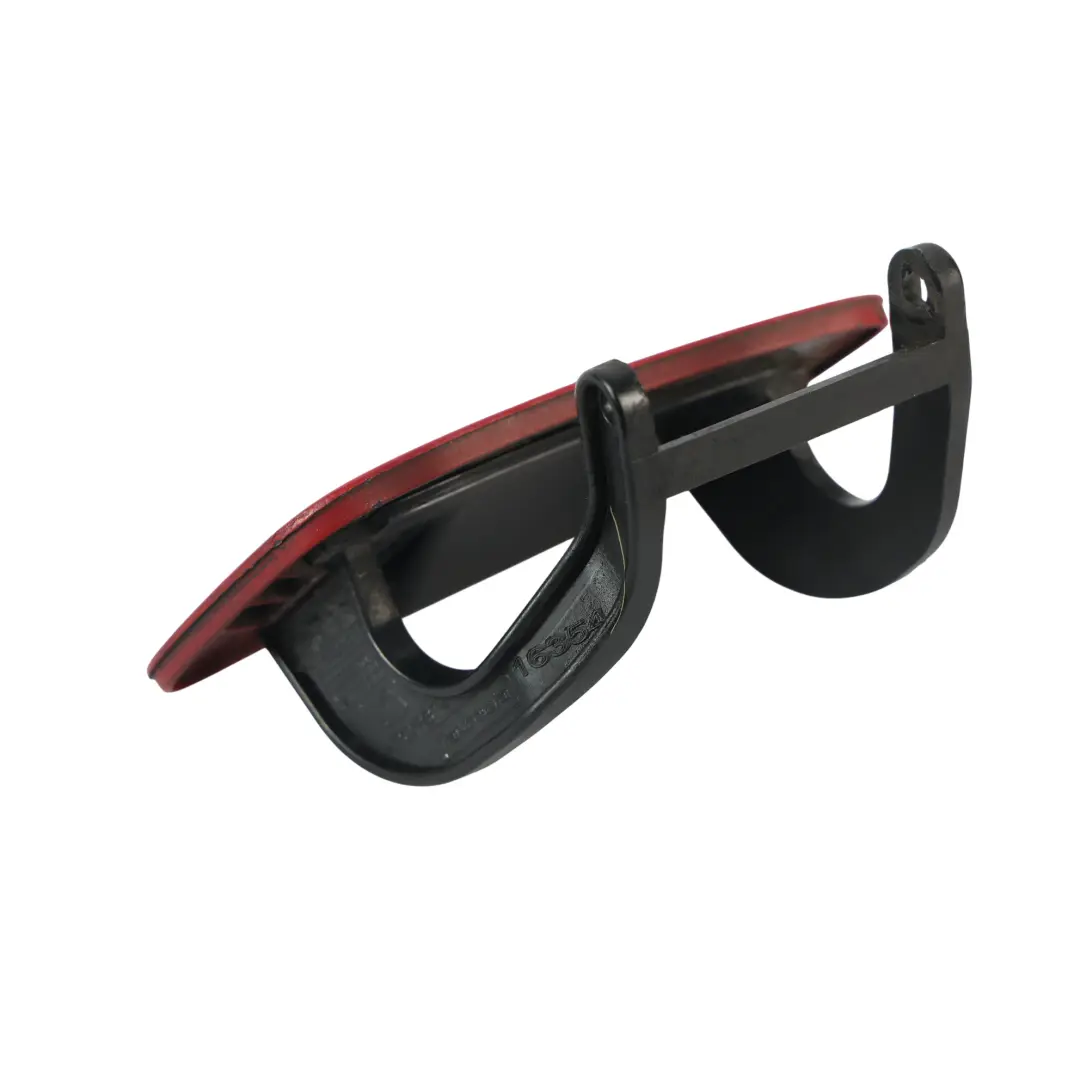 Copri Ugello Lavavetro Faro Destro Rosso Brillante Y3J per Audi A5 8T con numero di parte 8T0955636A Audi A5 8T Copri Ugello Lavavetro Faro Destro Rosso Brillante Y3J - SKU 8T0955636A-BRR - Numero di parte 8T0955636A