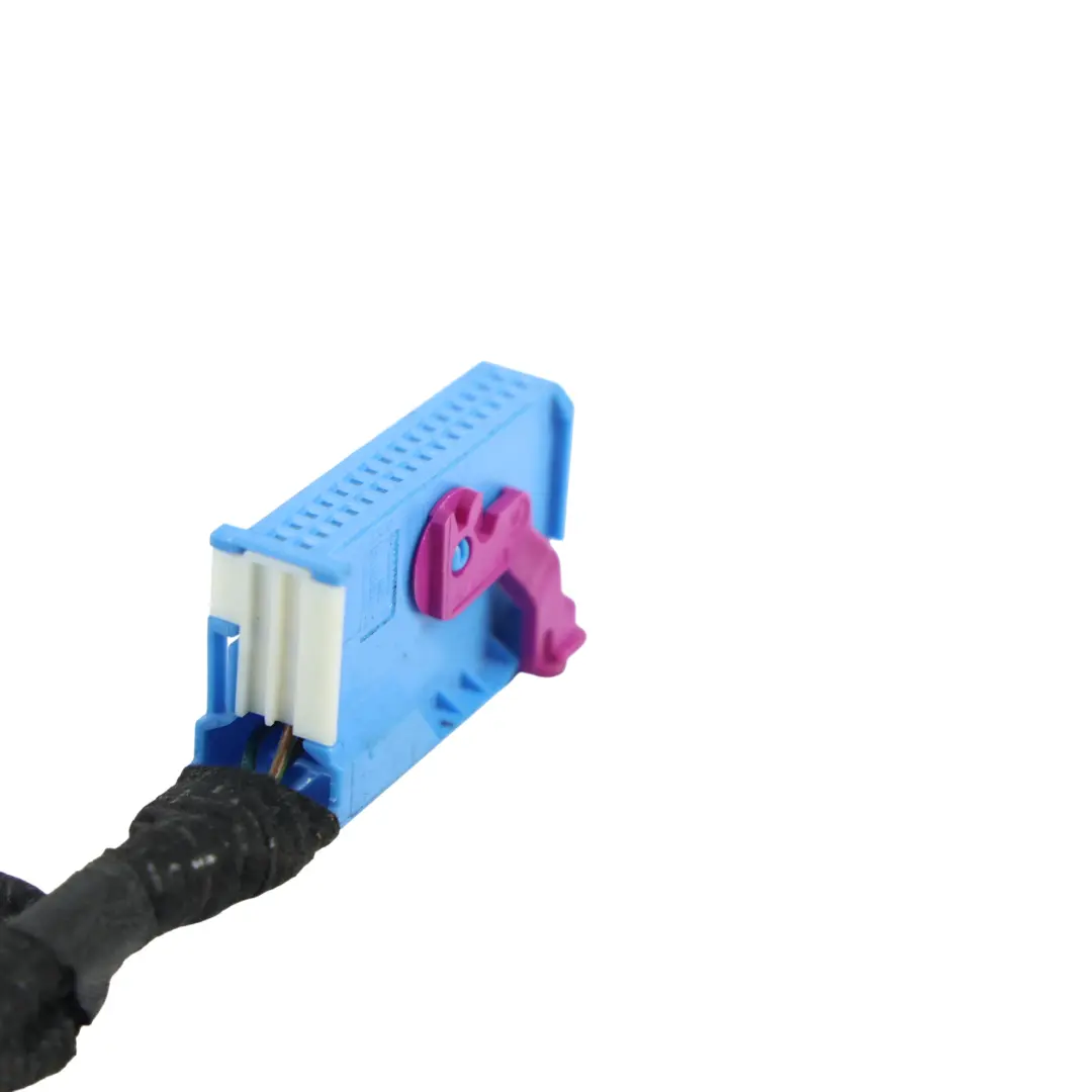 Arnés Cableado Puerta Delantera Derecha Pasajero para Audi A5 8T con número de pieza 8T0971036A Audi A5 8T Arnés Cableado Puerta Delantera Derecha Pasajero - SKU 8T0971036A - Número de pieza 8T0971036A