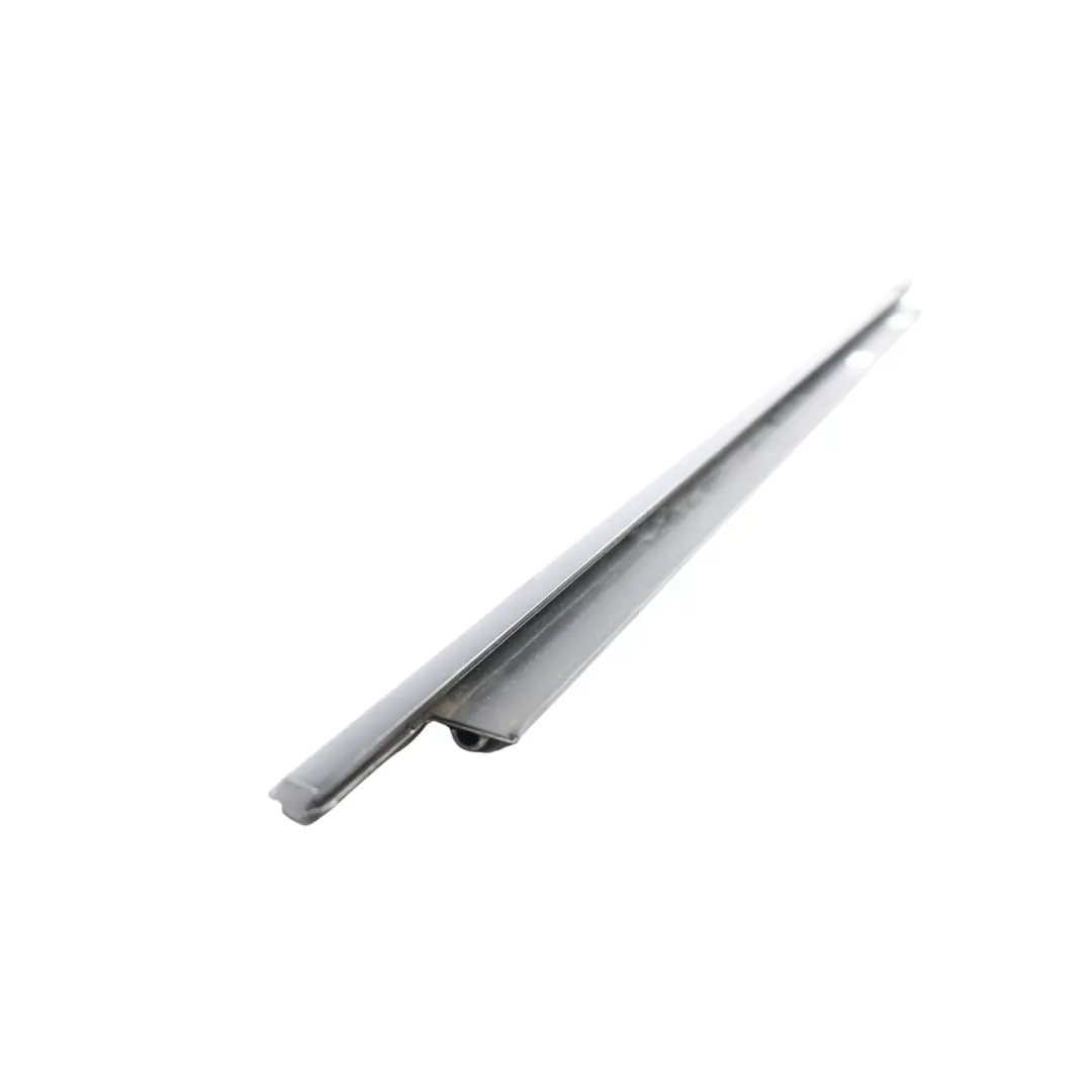 Audi A5 8T Moldura Embellecedor Ventana Puerta Trasera Derecha Negro - SKU 8T8853764J - Número de pieza 8T8853764J