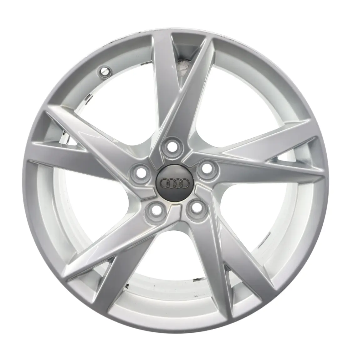 Llanta Audi Q3 8U Aleación Plata 17" ET:43 7J para con número de pieza 8U0601025AM Llanta Audi Q3 8U Aleación Plata 17" ET:43 7J - SKU 8U0601025AM-2 - Número de pieza 8U0601025AM