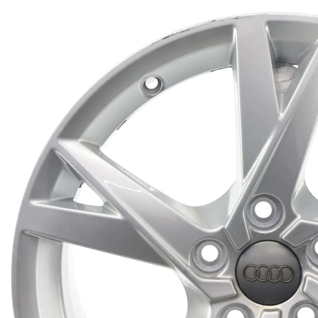 Srebrna Felga Aluminiowa 17" ET:43 7J do Audi Q3 8U o numerze 8U0601025AM Audi Q3 8U Srebrna Felga Aluminiowa 17" ET:43 7J - SKU 8U0601025AM-2 - Numer Części 8U0601025AM