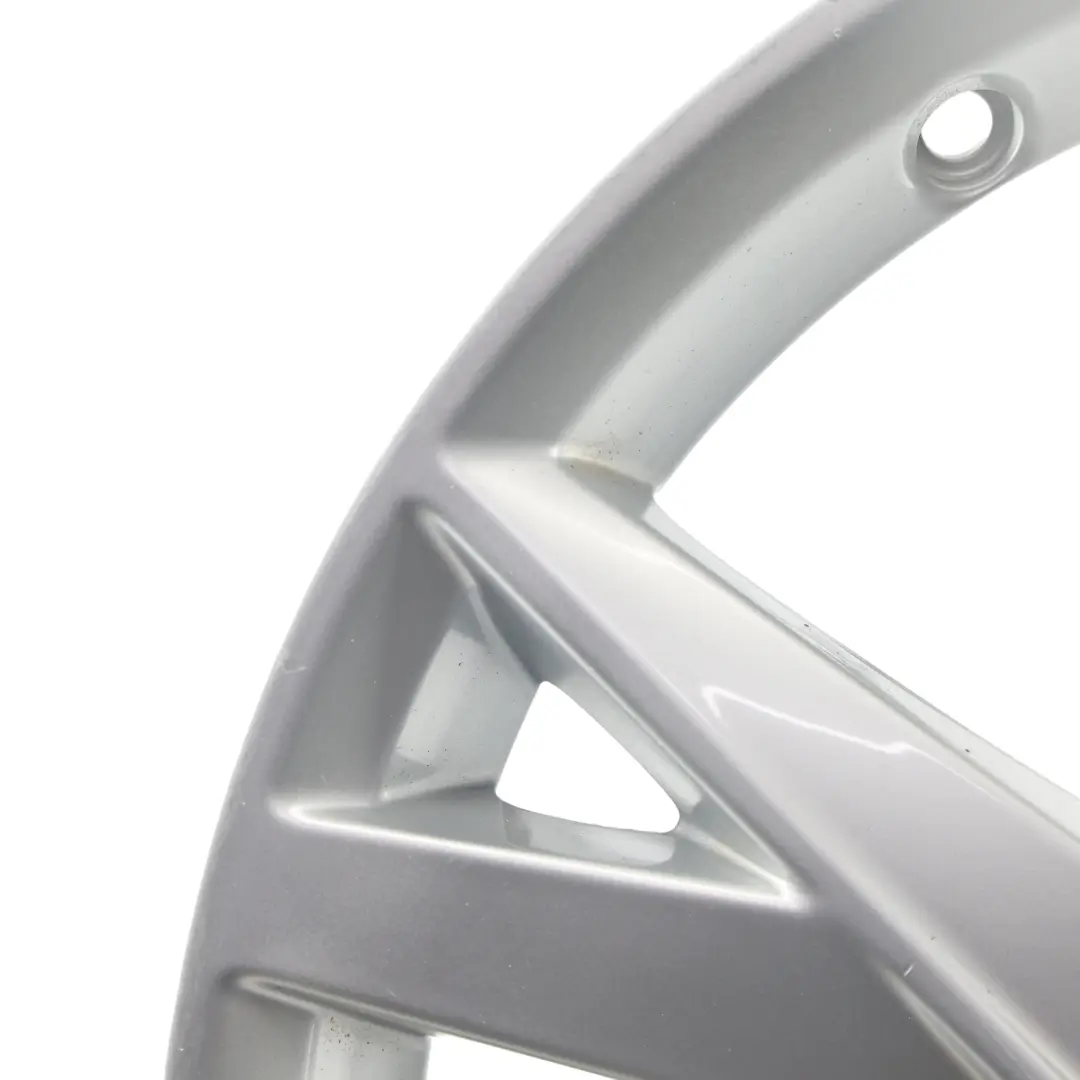 Audi Q3 8U Srebrna Felga Aluminiowa 17" ET:43 7J - SKU 8U0601025AM-2 - Numer Części 8U0601025AM