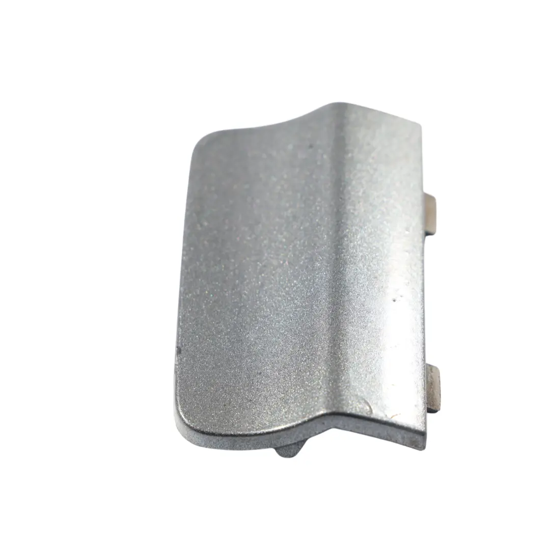 Parachoques Trasero Izquierdo Tapa Gris Daytona Perla Z7S para Audi Q3 8U con número de pieza 8U0807441D Audi Q3 8U Parachoques Trasero Izquierdo Tapa Gris Daytona Perla Z7S - SKU 8U0807441D-DGR - Número de pieza 8U0807441D