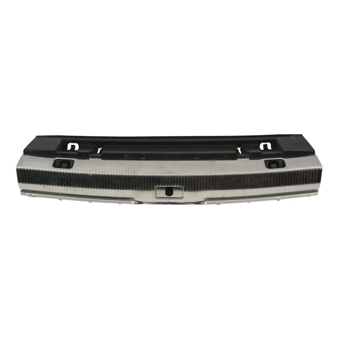 Audi Q3 8U Copertura Pannello Serratura Bagagliaio Posteriore - SKU 8U0864483L - Numero di parte 8U0864483L