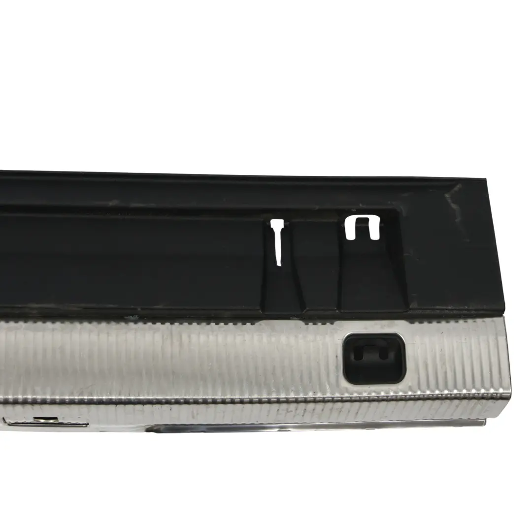 Audi Q3 8U Copertura Pannello Serratura Bagagliaio Posteriore - SKU 8U0864483L - Numero di parte 8U0864483L