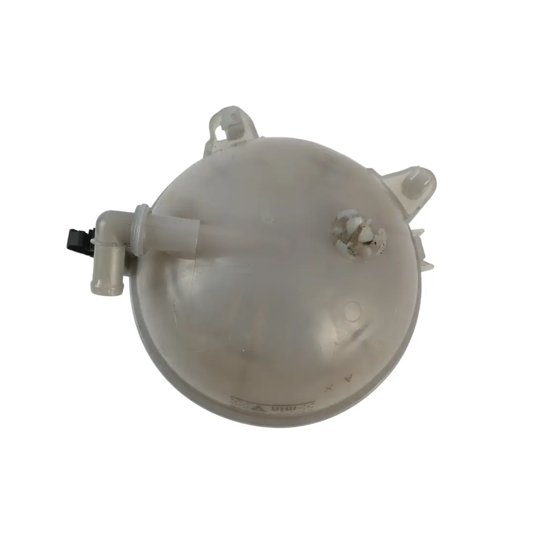 Réservoir Expansion Liquide Refroidissement pour Audi A3 8V à propos du numéro de pièce 8V0121407A Audi A3 8V Réservoir Expansion Liquide Refroidissement - SKU 8V0121407A - Numéro de pièce 8V0121407A